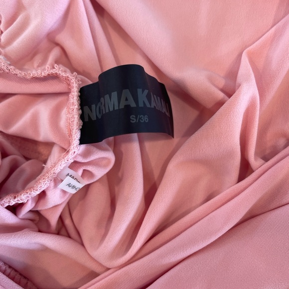 Norma Kamali Bubble Gum Tara Top - Picture 9 of 14